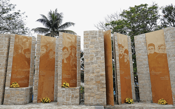 Stone wall structures